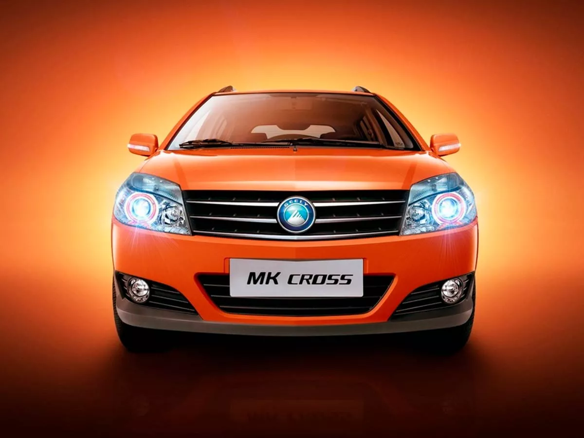Geely MK Cross