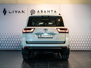 Toyota Land Cruiser 300 VX+ (7 мест) 3.4 AT