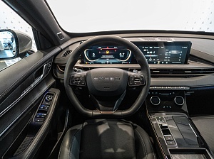 Exeed LX Бизнес 1.5 CVT