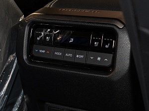 Toyota Land Cruiser Prado First Edition 2.4 AT