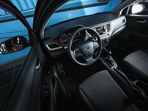 Hyundai Solaris Active Plus 1.6 AT