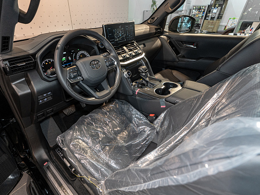 Toyota Land Cruiser 300 Premium 3.5 AT Black