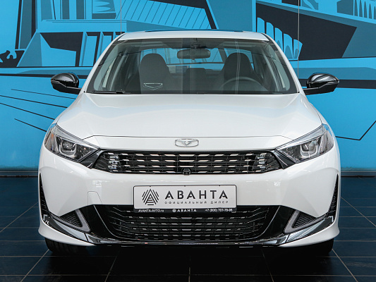 kaiyi  e5 luxury white s