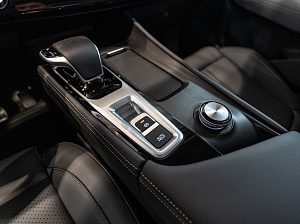 Dongfeng Huge Престиж 1.5 AMT